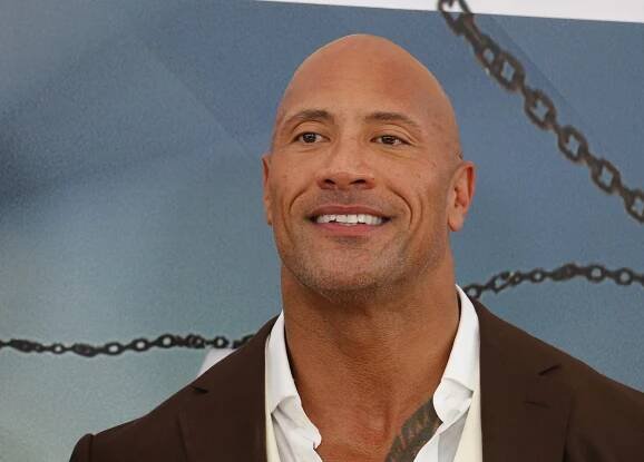The Rock se plácl přes kapsu. Svojí mámě jako dárek pořídil dům za více než 86 milionů korun