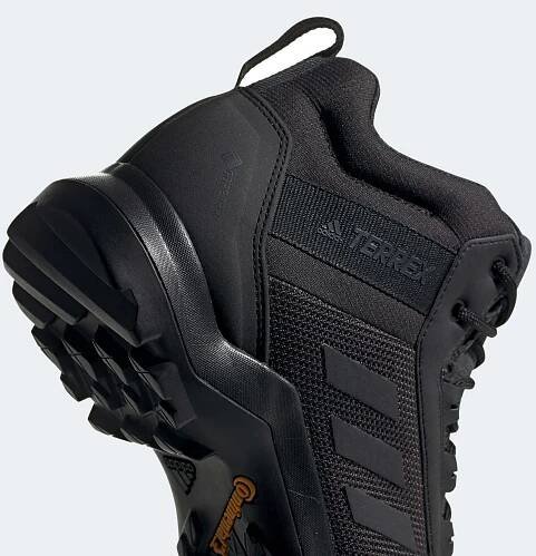 adidas TERREX AX3 MID GTX