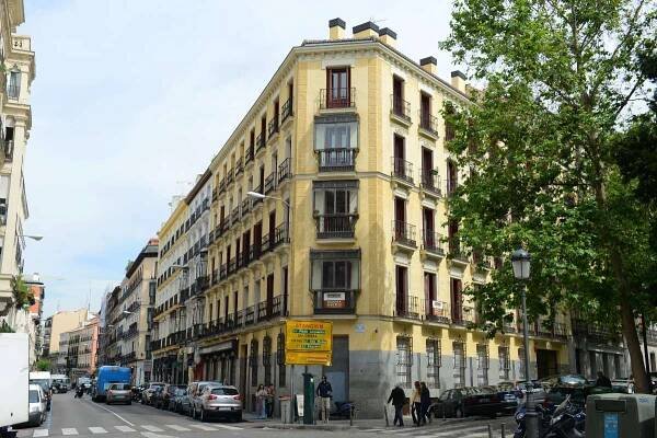 What to do in Salesas: the little Paris of Madrid