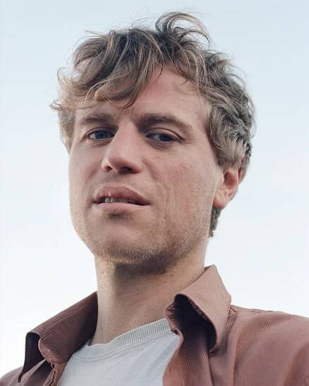 Johnny Flynn se představí v roli Luciuse Malfoye