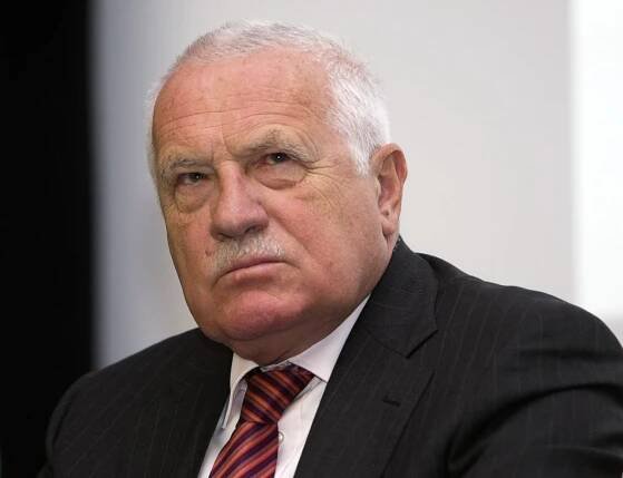Šlo o atentát, řekl po střelbě Klaus. Bát se nestihl