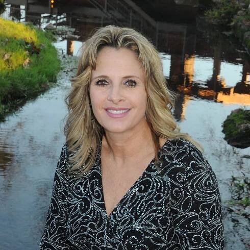 Renda Reese Davis  Tahlequah, OK 2 Sisters Financial