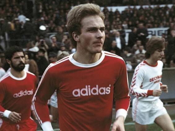 Karl-Heinz Rummenigge in der HALL OF FAME des deutschen Fußballs ⚽