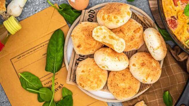 Pão de queijo – brazilské sýrové bochánky
