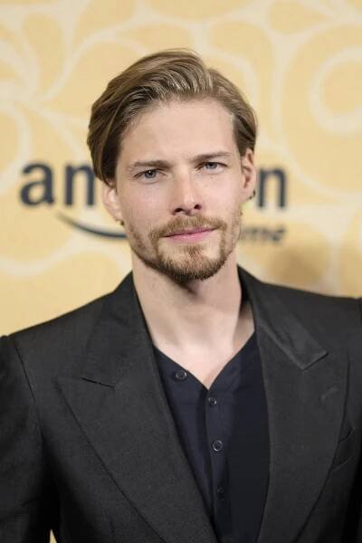 Hunter Parrish - Actor, Singer