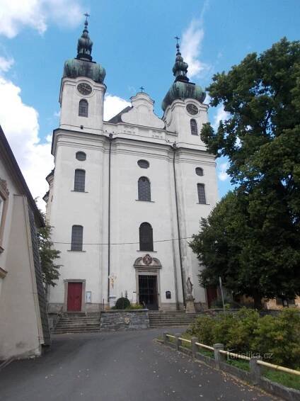 Budišov nad Budišovkou -... - Kostel