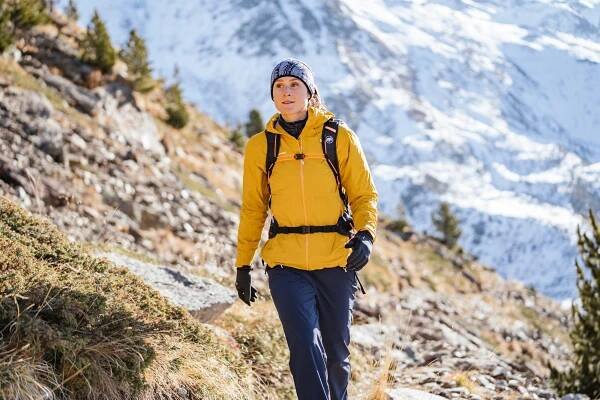 Women hiking trough the mountains.