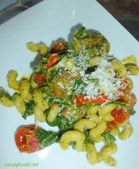 A serving of Pesto Cavatappi