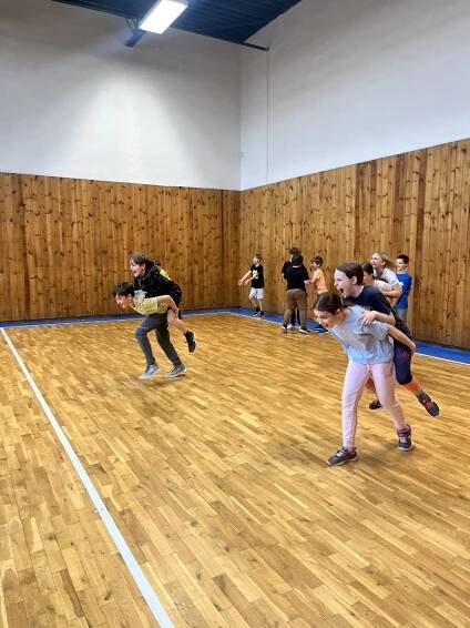 Sranda tělocvik | Základní škola Pardubice-Dubina, Erno Košťála 870