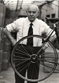 Kdo vynalezl kolo? Historie vzniku prvního jízdního kola. Ve kterém roce přišel vynálezce Artamonov s kolem v Rusku? Datum