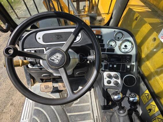 JCB 535-140 Manual – Patterson Plant Sales