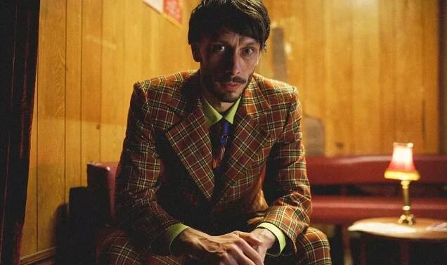 Richard Gadd as Donny Dunn