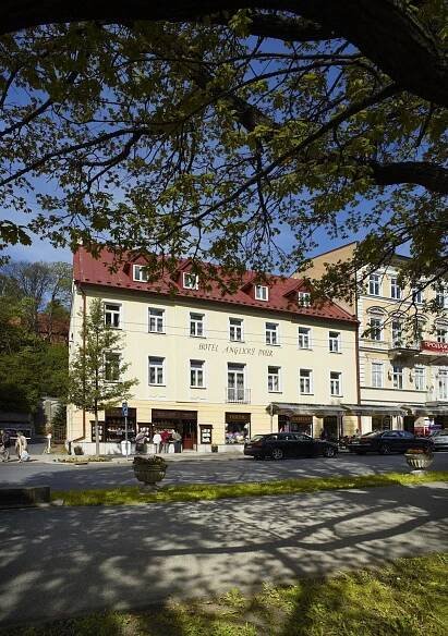 Budova, kde se hotel nachází