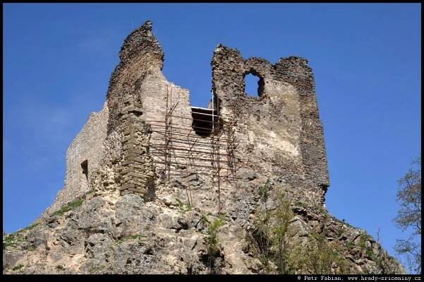 Hrad Šášov / hrady-zriceniny.cz