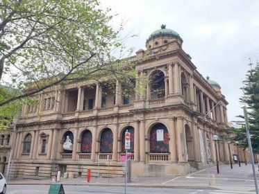 Newcastle Post Office