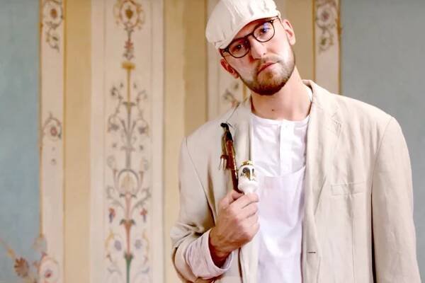 Stárek se na radnici Prahy 6 dostal s kreativou od Klempíře, rozdával i mouku