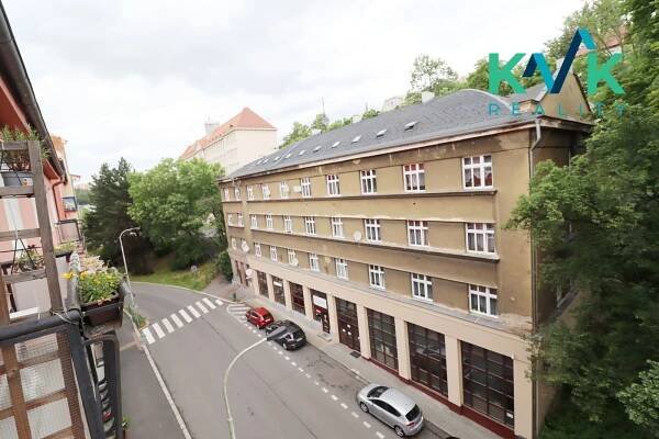 Pronájem 2+1, 4. patro, bez výtahu, centrum, Karlovy Vary - I. P. Pavlova | Reality.iDNES.cz 