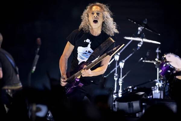 Metallica's Kirk Hammett: 'We're Still Right' About Suing Napster
