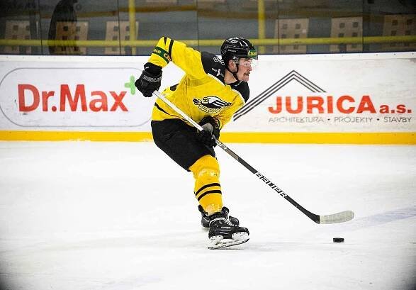 HC Baník Sokolov – HC Dukla Jihlava 1:2 (0:0, 1:1, 0:1).