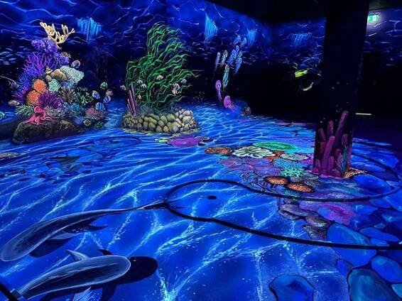3D Black Light Minigolf foto 2