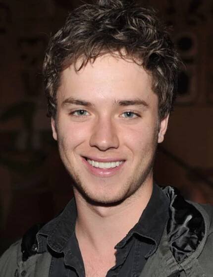 Jeremy Sumpter - Biography, Height & Life Story