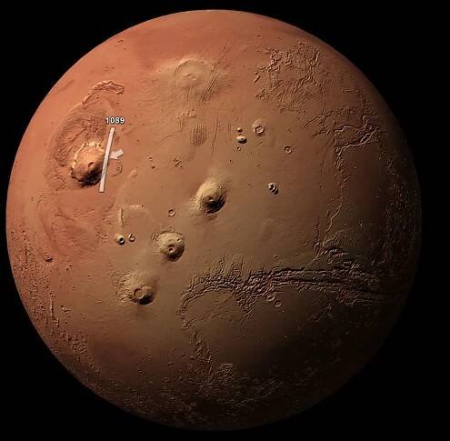 Nejvyšší hora sluneční soustavy - Olympus Mons (21 287 m) | expeditionclub.cz