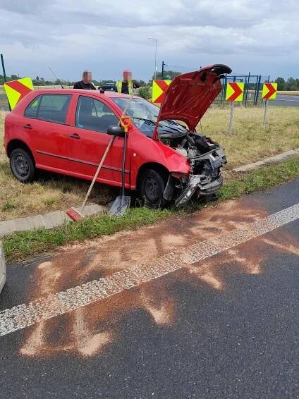Středočeští hasiči zasahovali u dopravní nehody osobního… | POŽÁRY.cz - ohnisko žhavých zpráv | hasiči aktuálně