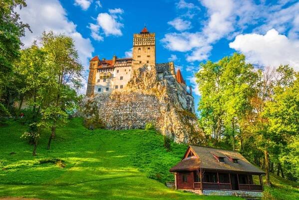 bran-castle-romania-for-you-03