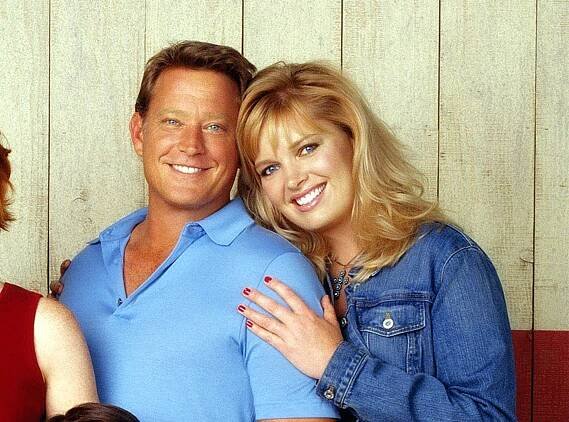 Melissa Peterman Praises Reba Costar Chris Rich's TV Return After Stroke