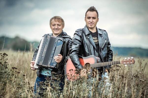 Duo Jamaha