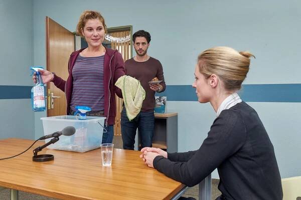 Die Klempnerin - Therapie ist Erleben (E01) (2019)