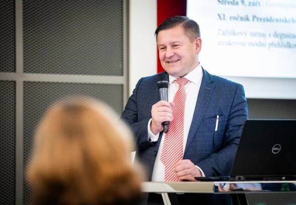 Trendy – 6. stránka – CFO Club