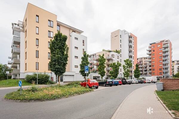 Prodej bytu OV, 1+1/G/předzahrádka, 66m2,Čakovice,Praha 9 | Martin Hinšt
