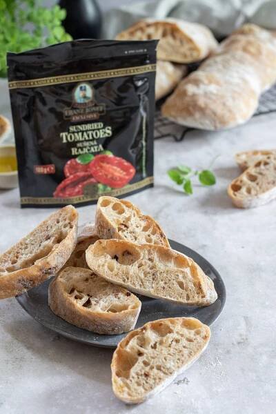ciabatta se sušenými rajčaty