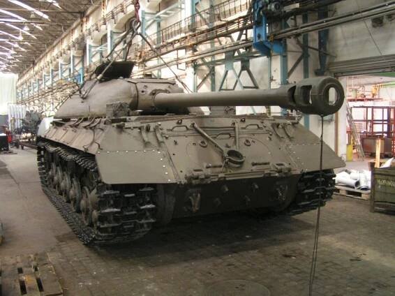 Sovětský těžký tank IS-3