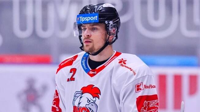 Zrádná představa o pohádkové NHL. Český hokejový útočník může přijít o 15 milionů