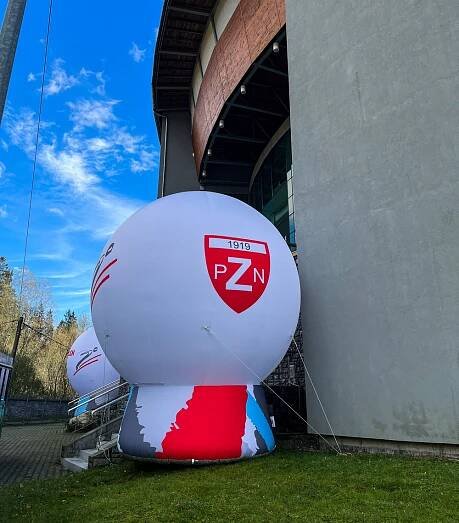 Galeria zdjęć nośników reklamy pneumatycznej | POLTENT