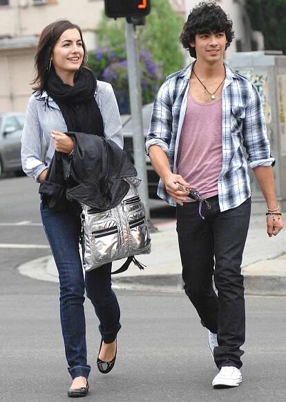Camilla Belle and Joe Jonas (R) sighting on June 3, 2009