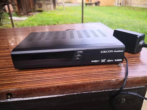 Set-obox ZIRKON funbox s kombinací Skylink ready Irdeto,HBBTV