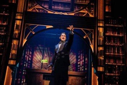 The Great Gatsby” – The New Musical Finds Vocal Power at Paper Mill Playhouse, But Misplaces its Narrator
