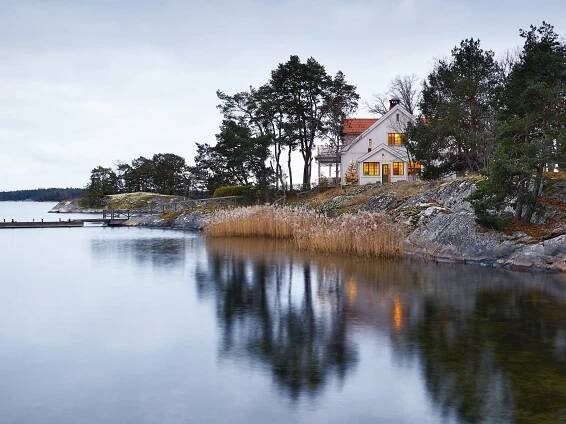 A historic house on the Stockholm archipelago decorated for Christmas