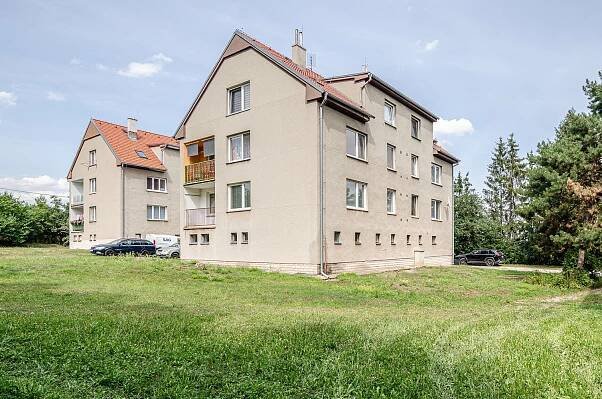 Prodej Byt 3+1, Jana Bašty, Liteň, okres Beroun