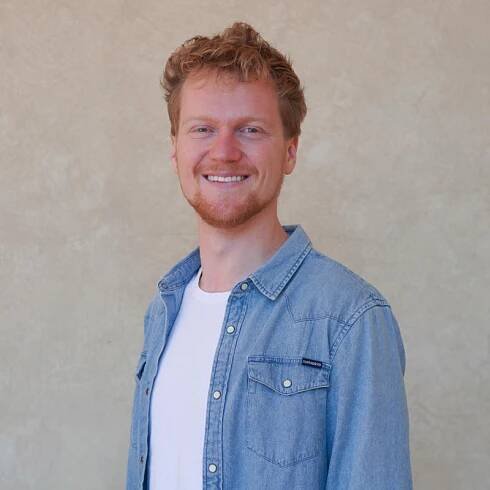 Portrait picture of Alexander Schuster
