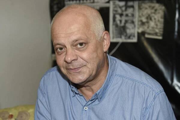Drsné hádky a křik: Bob Klepl vzpomíná na nelehké dětství, otce nenáviděl, matka propukala v pláč