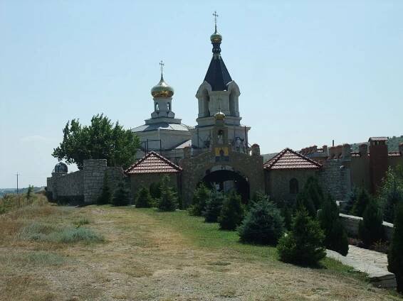 Orhei : Orhei Vechi & Trebujeni – llukasz.com Travel Blog