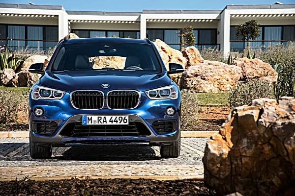 BMW X1 F48 (2015-2022) : Recenze a historie modelu | ČSAKA