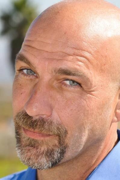 Photo Gallery - Kevin Gage