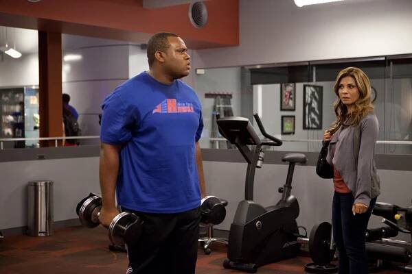 Necessary Roughness - Habit Forming - Z filmu - James Earl, Callie Thorne
