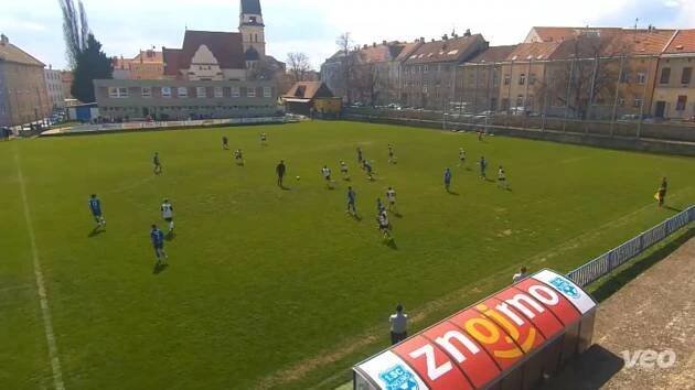 VIDEO: Slovan slavil dvojí úspěch. Žáci porazili venku Znojmo, brali cenné body