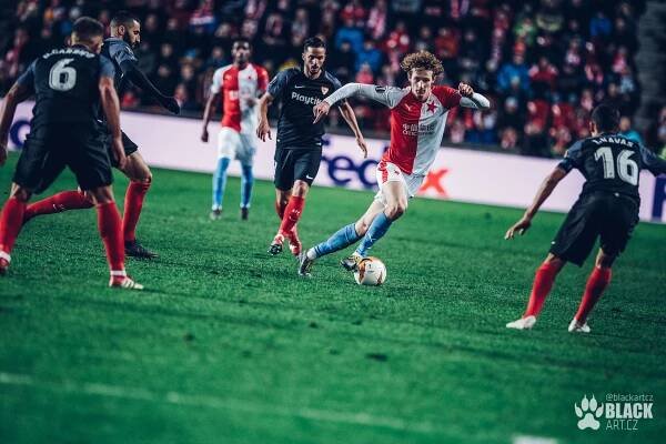 SK Slavia Praha x Sevilla FC 4:3 (Eden) / fotogalerie blackart.cz